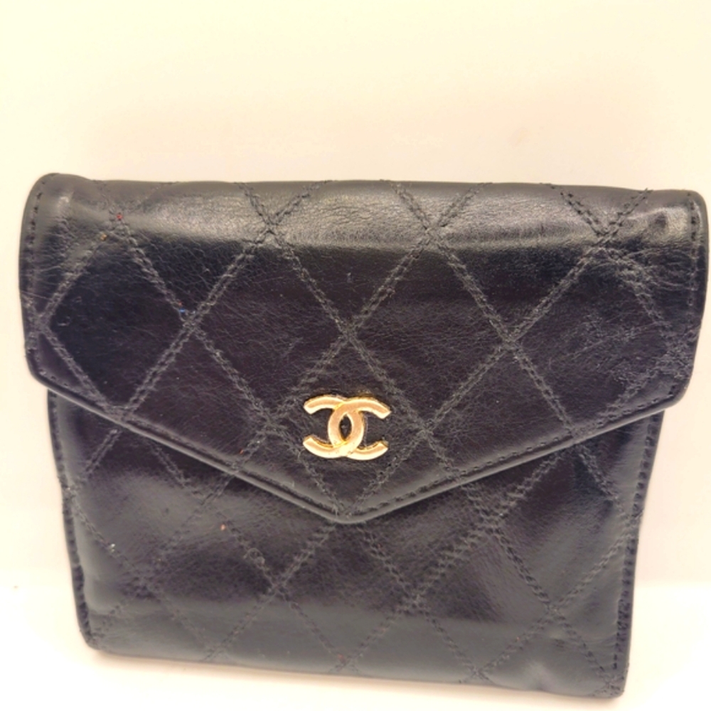 Chanel Black Quilted Leather Wallet